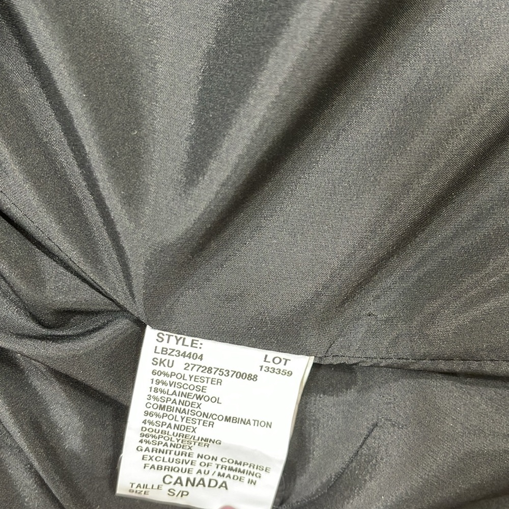 NWOT Le Chateau Button Blazer - Picture 8 of 13